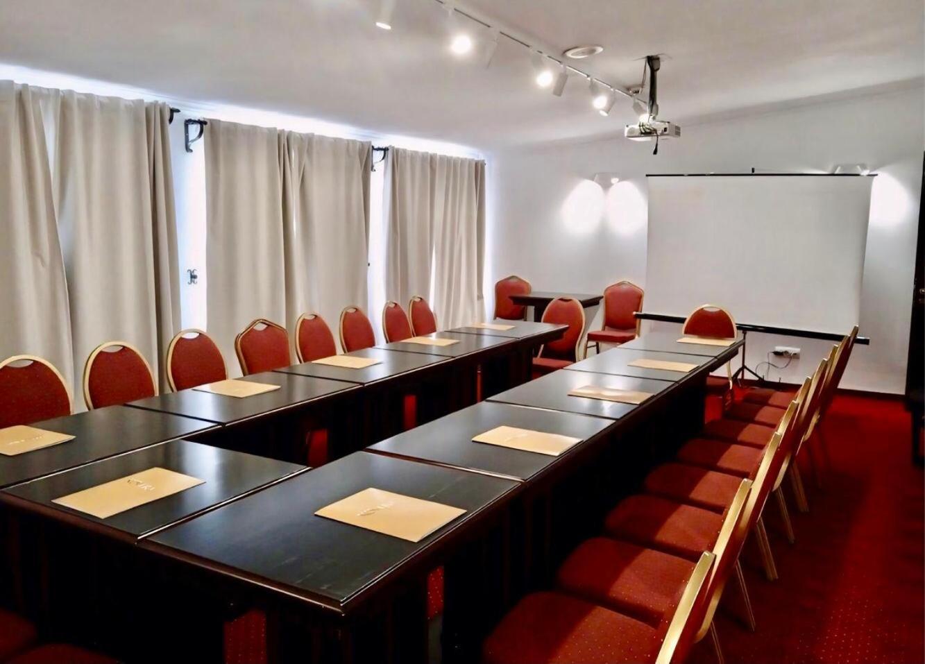Hotel Novera Timisoara Bagian luar foto