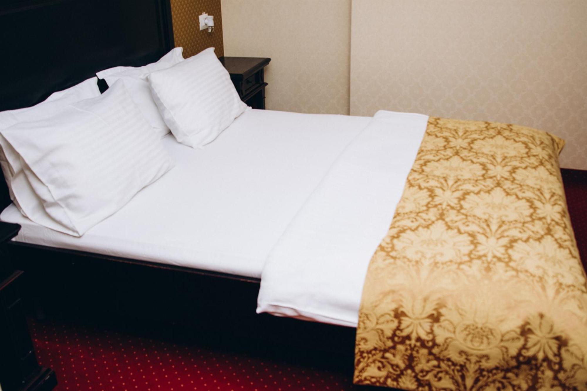 Hotel Novera Timisoara Bagian luar foto