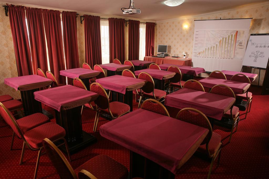 Hotel Novera Timisoara Bagian luar foto