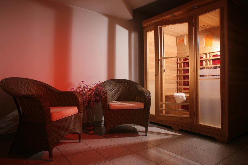 Hotel Novera Timisoara Bagian luar foto